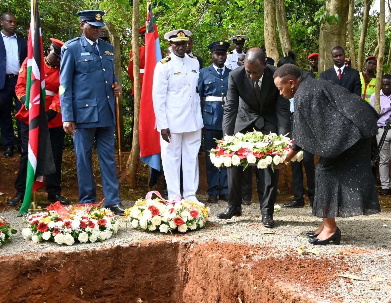 General Ogolla buried at his Siaya home