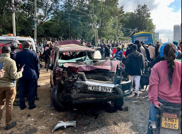 Bus crash on Nairobi’s Valley Road kills one, injures dozens