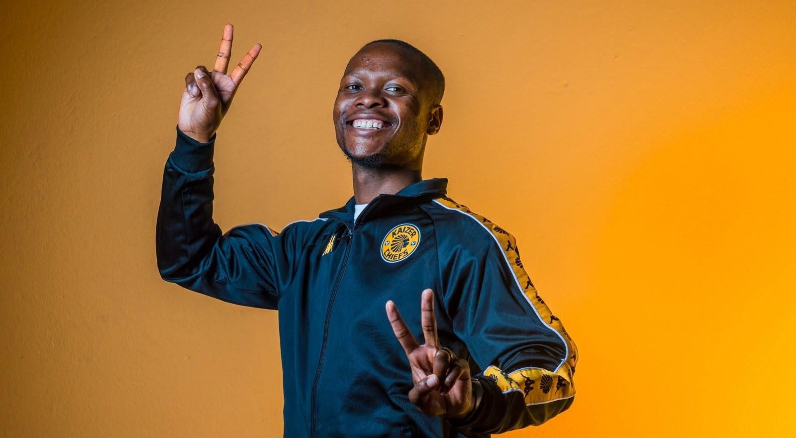 Thabo Moloisane signs for Kaizer Chiefs from Stellenbosch