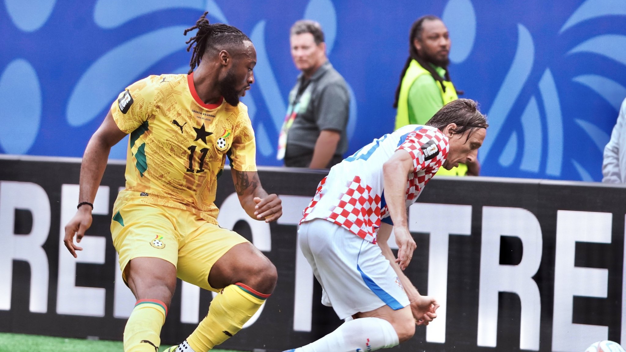 Ghana fall to Croatia but progress to Round of 32